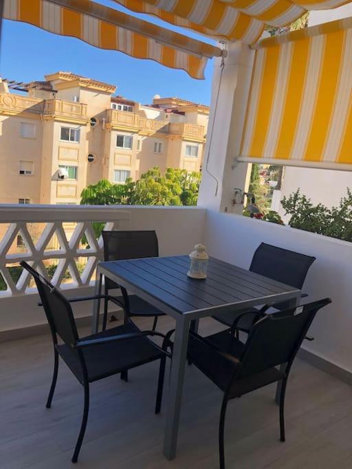 Encantador Apartamento Residencial Con Piscina Torremolinos Exteriör bild