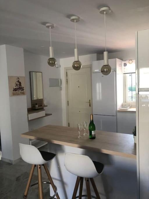 Encantador Apartamento Residencial Con Piscina Torremolinos Exteriör bild